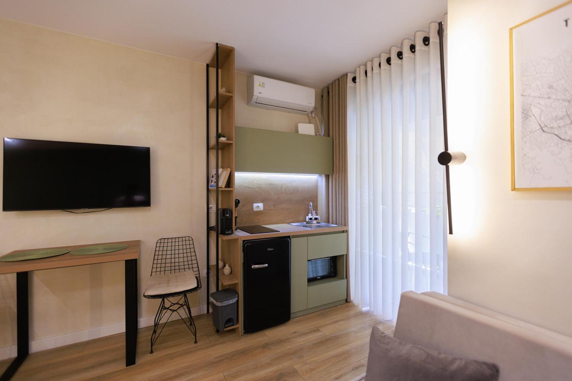 Syncron Apartments In The Center Of Tirana Exterior foto
